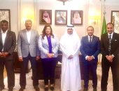 وزارة السياحة والآثار تبحث استعدادات بدء موسم العمرة الجديد