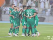الأهلى يواصل انتصاراته فى الدوري السعودي بثنائية ضد الطائي.. فيديو