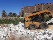  إزالة التعديات والأكشاك العشوائية فى أسوان