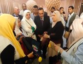 وزيرة التضامن تبحث مع سيدات من رفح والشيخ زويد مشكلات الأسرة السيناوية