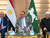‫وزير الرى يتفقد مشروعات الموارد المائية والرى بمحافظة الشرقية