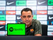 تشافي يعلن تجديد عقده مع برشلونة: الاتفاق تم والإعلان قريباً