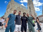 شاهد نجوم الأهلى فى جولة حرة بمدينة فيينا