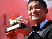 توني ليونج يحصل على جائزة الأسد الذهبى عن إنجازه من فينسيا السينمائى الدولى