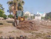 محافظ كفر الشيخ: إزالة 11 حالة تعد واستمرار حملات النظافة وزراعة الأشجار.. صور