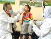 محافظ المنيا: توقيع الكشف المجانى على 13 ألف مواطن خلال قوافل طبية