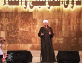 الشيخ ياسين التهامي والموسيقار عمرو سليم نجما مهرجان القلعة في ثالث أيامه