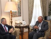 وزير الخارجية يستقبل المفوض العام لوكالة الأمم المتحدة لإغاثة لاجئى فلسطين