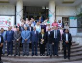 رئيس جامعة الزقازيق يفتتح قاعة الفنون التشكيلية والمعرض الفنى بـ"تربية نوعية"