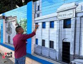 "بورسعيد الماضى والحاضر".. مشروع جداريات لفنان بورسعيدى يجسد تاريخ المدينة.. شارع المروة فى بورفؤاد يتحول لمعرض فنى مفتوح.. وإشادة كبيرة من أهالى المحافظة.. أحمد سنبل: طموحى استكمال المشروع و100 جدارية