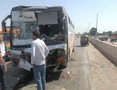 إصابة 12 شخصًا فى تصادم حافلتين على طريق الإسماعيلية - الزقازيق 