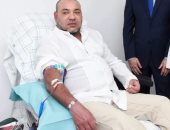 ملك المغرب يزور مصابى الزلزال ويتبرع بالدم فى مستشفى بمراكش