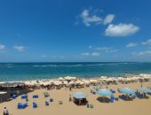 انتهاء تأثيرات إعصار "دانيال" على الإسكندرية.. سماء صافية واستقرار حالة البحر.. إقبال ملحوظ للمصطافين على الشواطئ.. الصرف الصحى تعلن استمرار التواجد بالمعدات.. وتؤكد: نستعد لفصل الشتاء منذ مارس الماضى.. صور