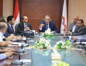 محافظ سوهاج يتابع الموقف التنفيذى لمشروع تطوير كورنيش النيل الغربى