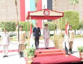 الفريق أول محمد زكى يلتقى وزير دفاع المجر.. فيديو