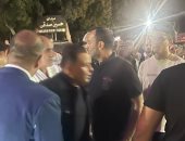 عمرو مصطفى وطارق علام وحسام حسنى يقدمون واجب العزاء فى شقيق محمد فؤاد