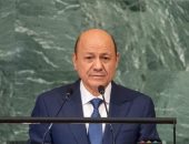 رئيس مجلس القيادة الرئاسى اليمنى: نؤكد دعمنا لمساعى إحلال السلام فى السودان