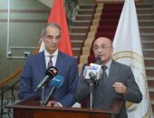 عمر مروان ووزير الاتصالات يُطلقان وحدة إصدار محررات وزارة العدل