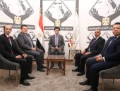 تنسيقية شباب الأحزاب تعقد صالونا نقاشيا حول انطلاق الانتخابات الرئاسية فى مصر.. المشاركون يؤكدون: المشاركة واجب وطنى.. ومحمد عبد العزيز: متابعة منظمات المجتمع المدني والإشراف القضائي ضمانات مهمة لنزاهتها