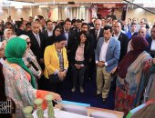 وزير العمل يشارك فى افتتاح معرض لمنتجات مراكز الشباب باستاد القاهرة الدولى.. صور