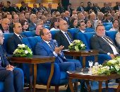 الرئيس السيسى يوجه بدعوة رجال الأعمال بالاستثمار في قائمة مشروعات أعدتها الدولة