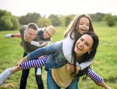 4 طرق رائعة لتقوية الروابط العائلية.. منها التشجيع على اللعب