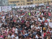 مئات الآلاف بالمنصورة يحتفلون بذكرى نصر أكتوبر ويطالبون السيسي بالترشح.. صور