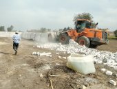 إزالة 10 حالات تعد على الأراضى الزراعية بكفر الشيخ