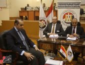 الهيئة الوطنية للانتخابات: المرشح الرئاسى عبد الفتاح السيسى تقدم بأوراق ترشحه بالانتخابات الرئاسية رسميا .. قدم 424 تزكية من أعضاء مجلس النواب ومليون و130 ألف تأييد من المواطنين