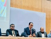 "بطولات مجيدة وجمهورية جديدة" ندوة تثقيفية بآداب الزقازيق عن انتصارات أكتوبر