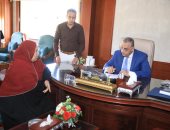 محافظ سوهاج يناقش شكاوى وطلبات المواطنين خلال اللقاء الجماهيرى