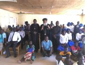 الأسقف العام بأفريقيا يزور منطقة نكوتاكوتا فى مالاوى ويلتقى قادة كنسيين
