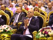 اتحاد العمال: مصر تشهد إنجازات ومشروعات قومية عملاقة في عهد الرئيس السيسى