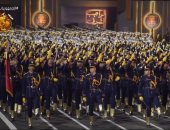 خريجو الكليات العسكرية يقدمون عرضا عسكريا أمام الرئيس السيسى بحفل تخرجهم (صور)