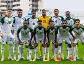 منتخب السعودية بالقوة الضاربة ضد عمان فى كأس آسيا