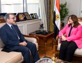 وزيرة الهجرة تستقبل قنصل عام مصر الجديد فى دبى لبحث التعاون