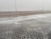 طقس مفاجئ.. أمطار غزيرة تضرب غرب الإسكندرية ورياح شديدة "صور"
