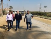 نائب محافظ الجيزة يتفقد مشروعات الخطة الاستثمارية للرصف بمدينة البدرشين