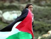 المرأة الفلسطينية أيقونة المقاومة.. تاريخ من النضال والدفاع عن الوطن