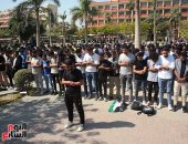 بالروح بالدم نفديك يا أقصى.. مسيرات حاشدة لطلاب جامعتى القاهرة وعين شمس للتنديد بجرائم الاحتلال.. أداء صلاة الغائب بالحرم الجامعى على الشهداء.. عميد هندسة القاهرة: القيادة السياسية جاهزة وتسخر كل الإمكانيات