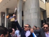 محاميو الدقهلية ينظمون وقفة تضامنية مع أهالى غزة.. صور