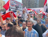 وكيل وزارة صحة بالشرقية يقود مسيرة للتضامن مع الفلسطينيين وتأييد موقف مصر.. صور