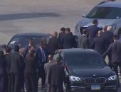 وصول الرئيس الفلسطينى لمطار القاهرة الدولى للمشاركة فى قمة القاهرة للسلام
