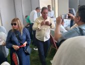 محمود سعد يدلى بصوته فى انتخابات نادى الزمالك