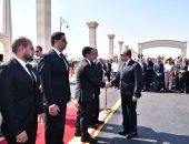 الرئيس السيسي يتقدم الجنازة العسكرية للواء محمد أمين نصر مستشار الرئيس للشئون المالية