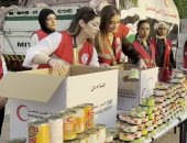 ملك وليلى زاهر تشاركان فى فريق متطوعى الهلال الأحمر لمساندة غزة.. فيديو