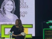 ليلى علوى من مهرجان الشارقة: بصور حاليًا فيلم "المقسوم" وهقدم فيه أغنية جديدة