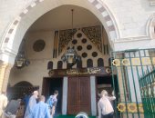 وصول جثمان الفنان الراحل محمد رؤوف إلى مسجد السيدة نفيسة 