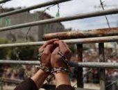 بسبب التعذيب.. استشهاد فلسطينى بسجون الاحتلال الإسرائيلى