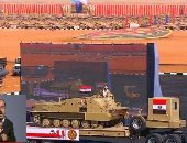 الرئيس السيسى يشاهد استعراضا لأسلحة ومعدات الجيش الثالث المشاركة بحرب أكتوبر